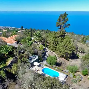 Holiday home Feriendomizil Mit Beheiztem, Abdeckbarem Pool, Tijarafe